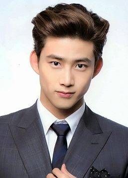 photo Taecyeon